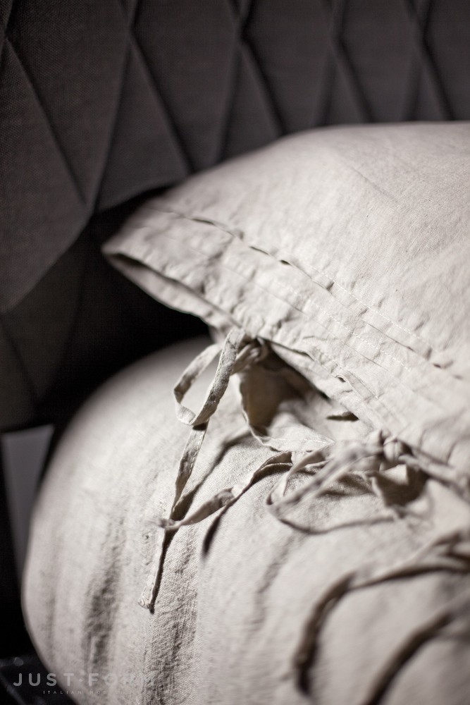 Кровать с мягким изголовьем Urbino Quilted фабрика Cantori фотография № 8
