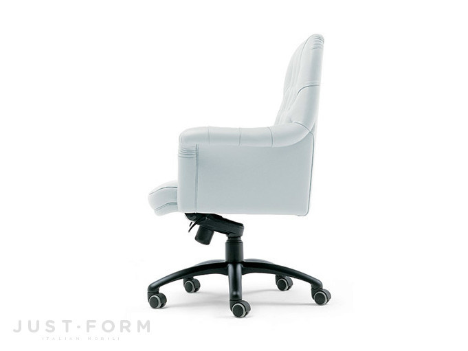 Кресло для кабинета директора Oxford фабрика Poltrona Frau фотография № 3