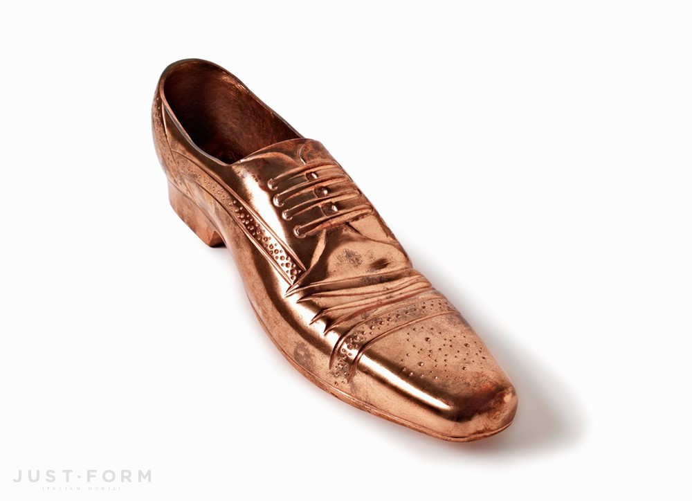 Декоративный предмет Cast Shoe Copper фабрика Tom Dixon фотография № 1
