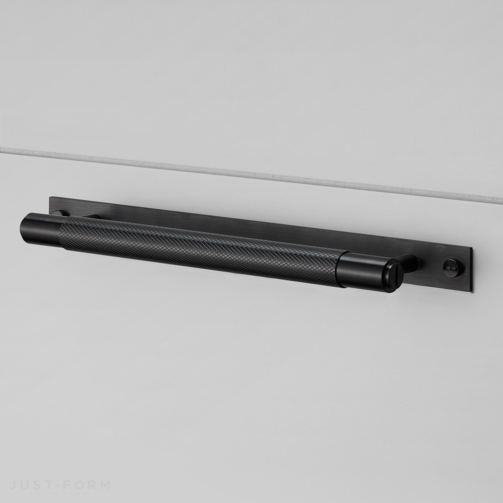 Ручка для мебели Pull Bar / Plate / Cross / Black фабрика Buster + Punch фотография № 1