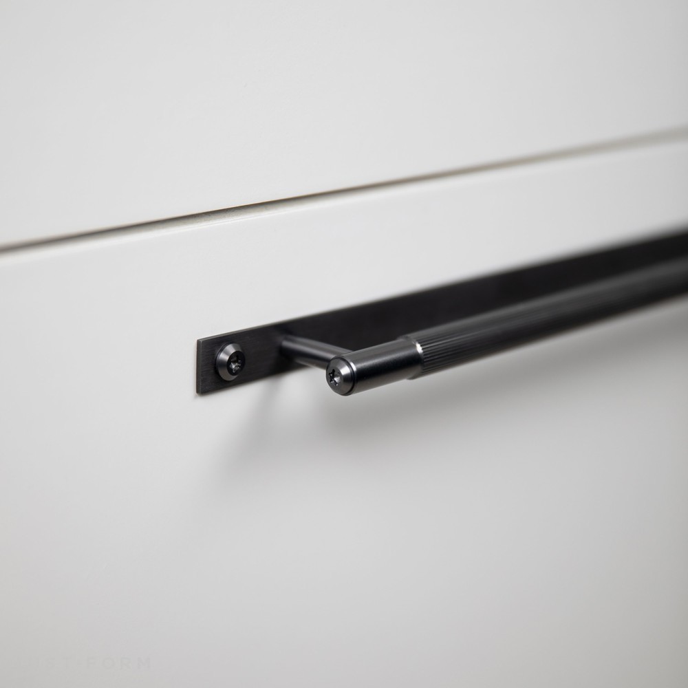Ручка для мебели Pull Bar / Plate / Linear / Black фабрика Buster + Punch фотография № 4