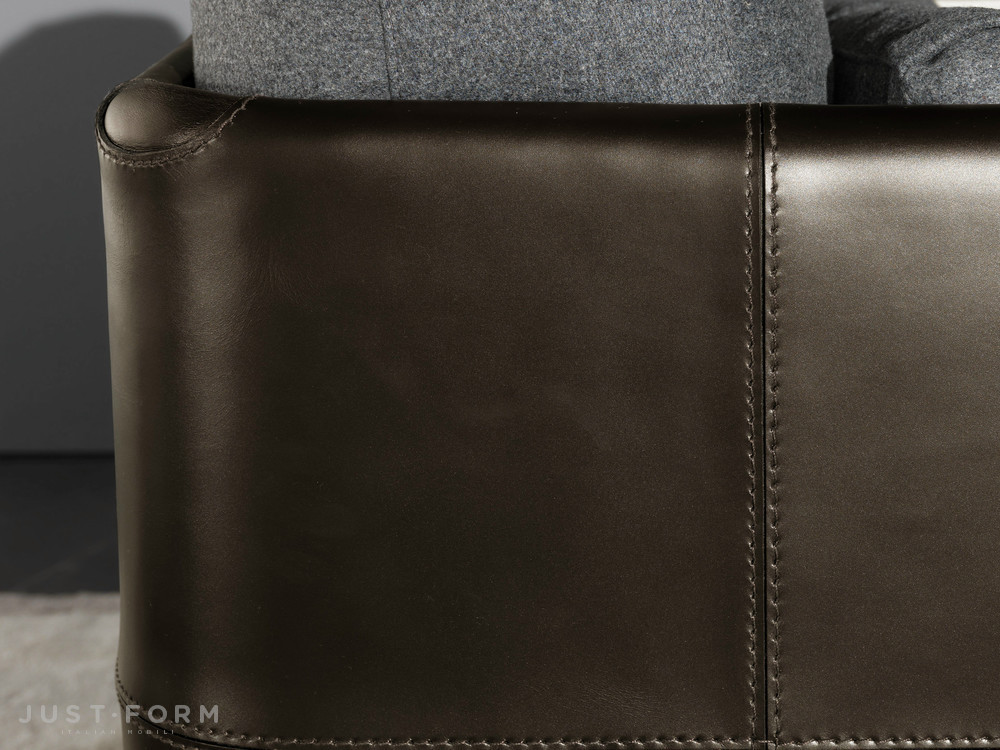 Кресло Luggage Armchair фабрика Minotti фотография № 4