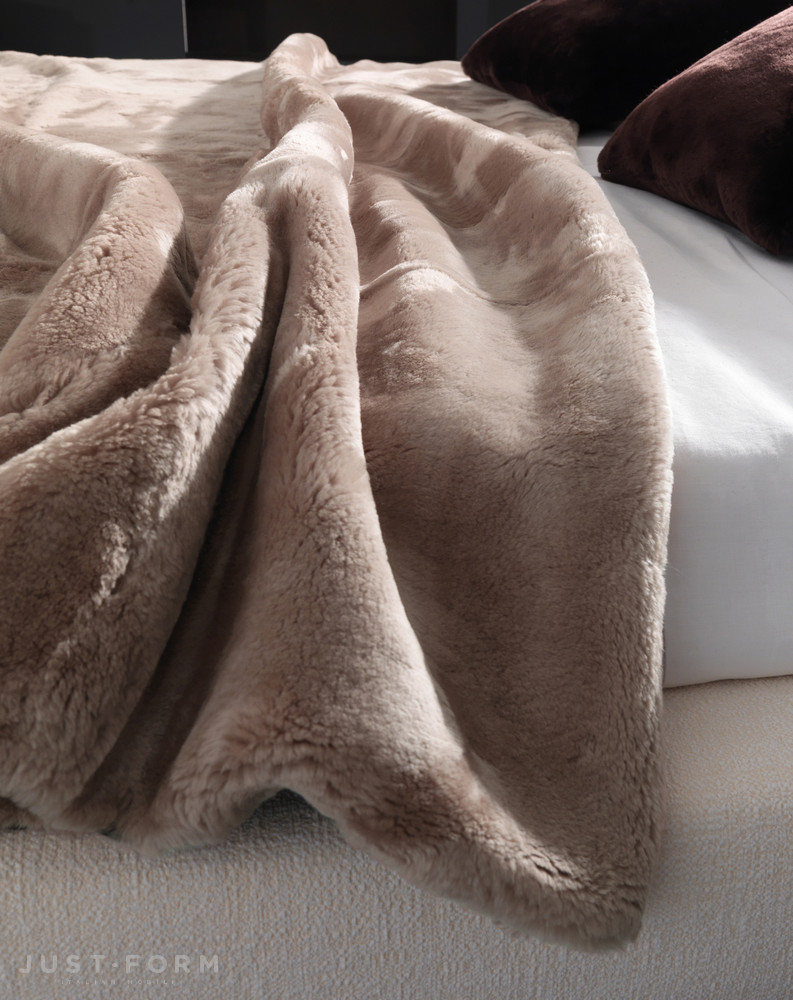Покрывало Shearling Bedwear фабрика Minotti фотография № 2