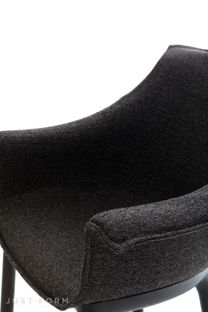 Кресло Draped Chair фабрика Porro фотография № 3