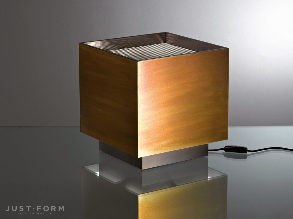 Настольный светильник Ma 25 Light Cube фабрика Laura Meroni фотография № 1