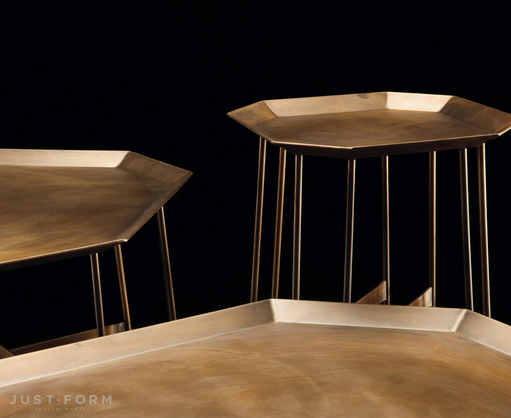 Кофейный столик Octagon Table фабрика Henge фотография № 4