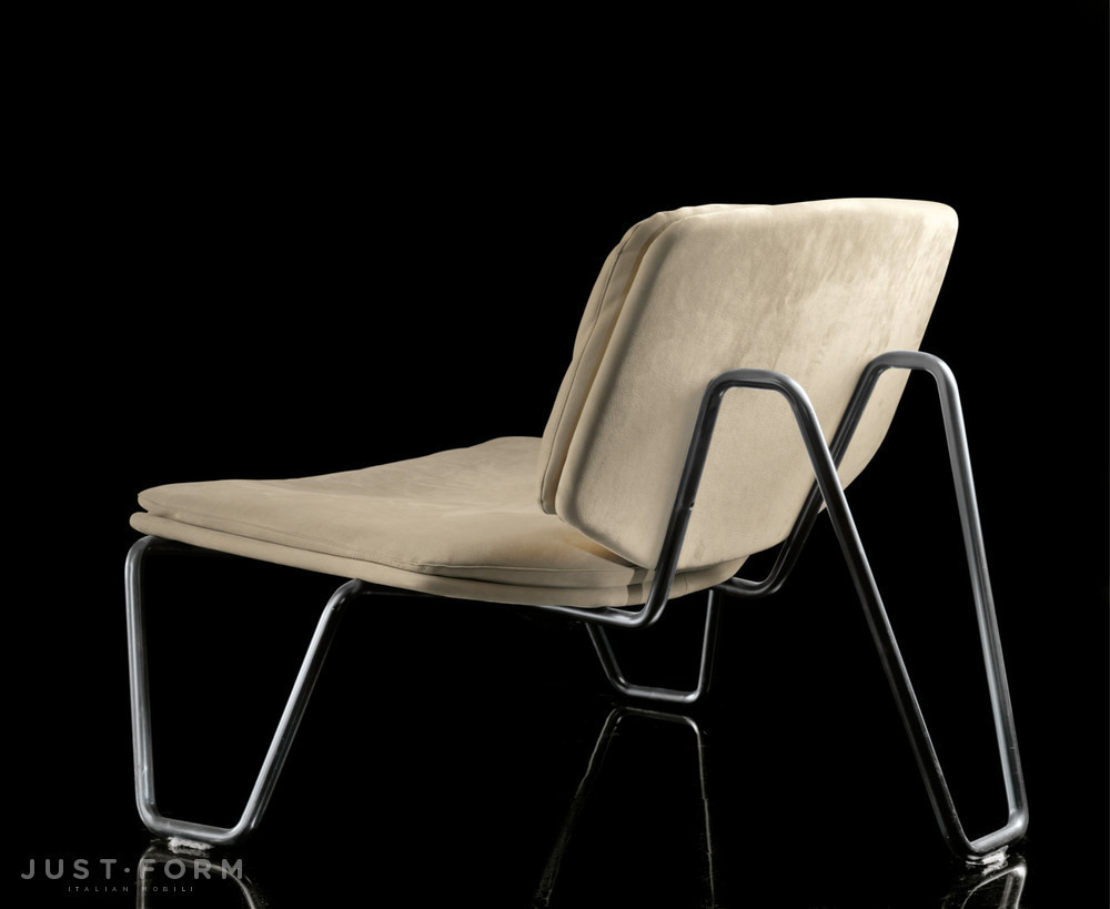 Кресло Black Widow фабрика Henge фотография № 3