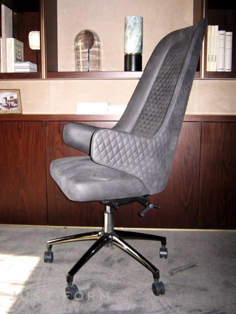 Кресло для кабинета директора Collection Diva Office фабрика Capital Collection фотография № 2