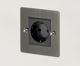 Розетка одиночная 1G Euro Socket / Smoked Bronze / Steel