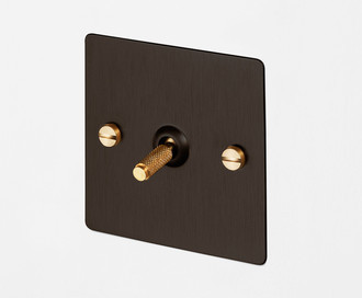 Перекрестный переключатель 1G Intermediate Toggle Switch / Smoked Bronze / Brass