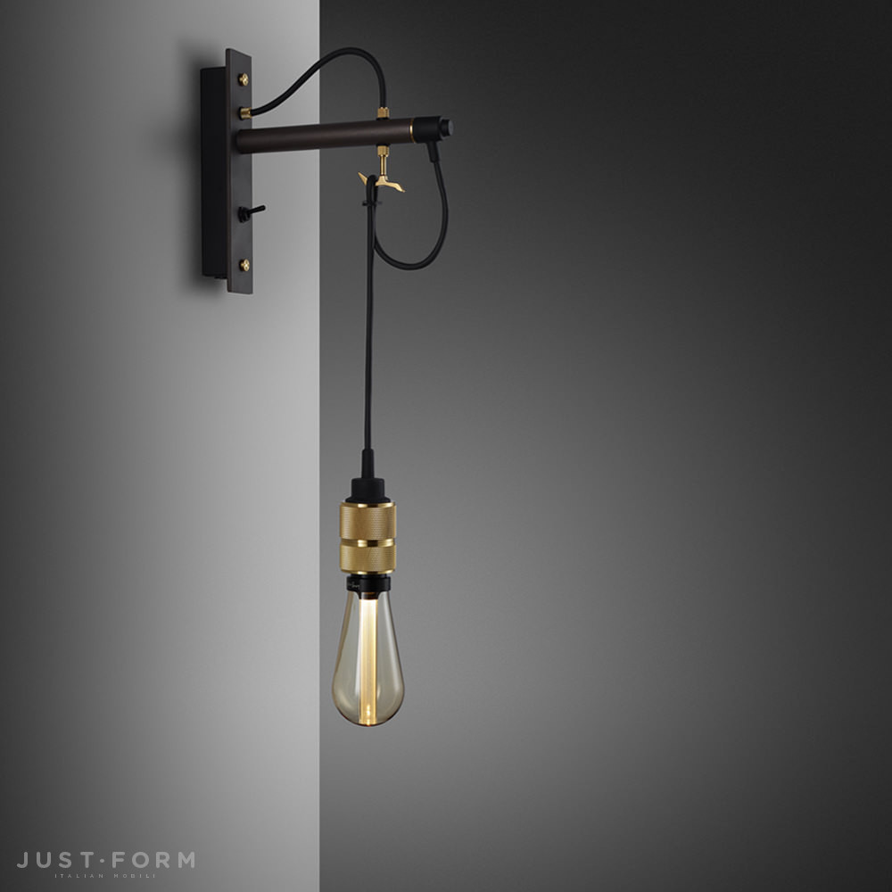Бра Hooked Wall / Nude / Graphite / Brass фабрика Buster + Punch фотография № 4