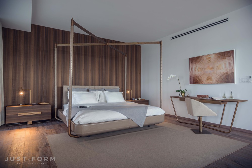 Настольная лампа Flat Lamp Table фабрика Henge фотография № 4