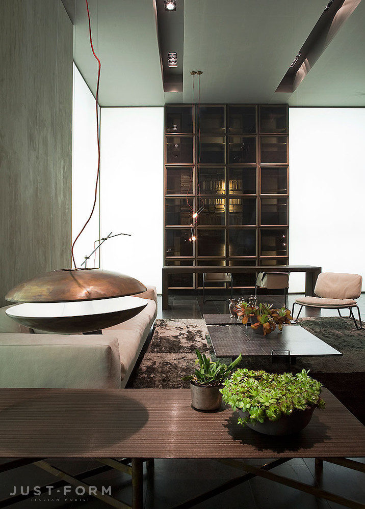 Кресло Black Widow фабрика Henge фотография № 7