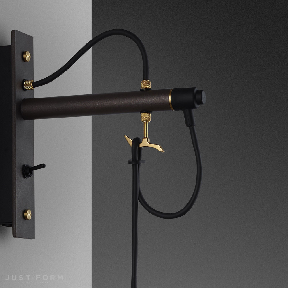 Бра Hooked Wall / Nude / Graphite / Brass фабрика Buster + Punch фотография № 2