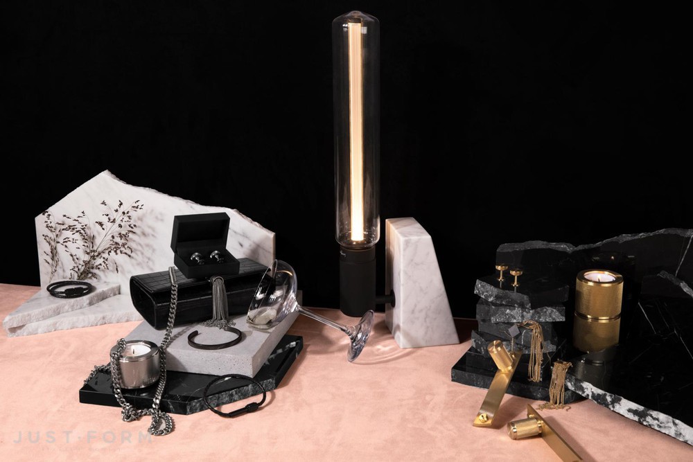 Настольная лампа Stoned Table Light / Polished White Marble фабрика Buster + Punch фотография № 8