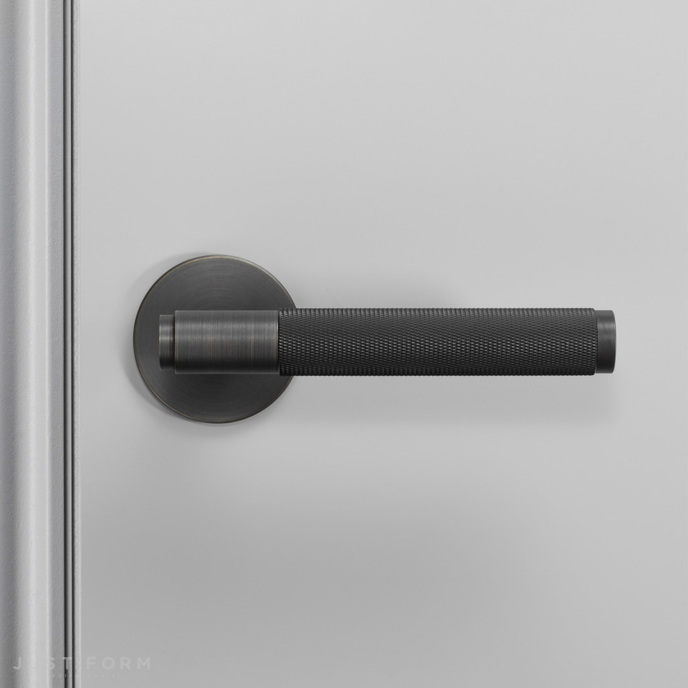 Нажимная дверная ручка Door Handle / Cross / Smoked Bronze фабрика Buster + Punch фотография № 5