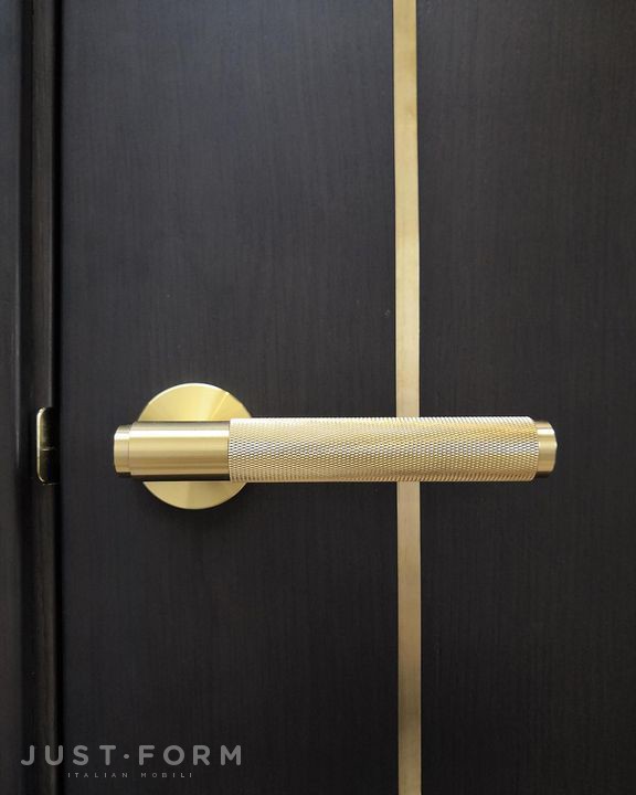 Нажимная дверная ручка Door Handle / Cross / Brass фабрика Buster + Punch фотография № 14