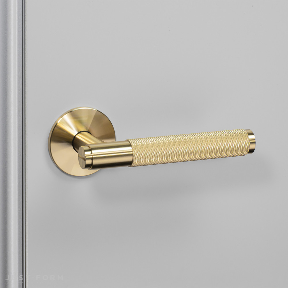 Нажимная дверная ручка Door Handle / Cross / Brass фабрика Buster + Punch фотография № 1