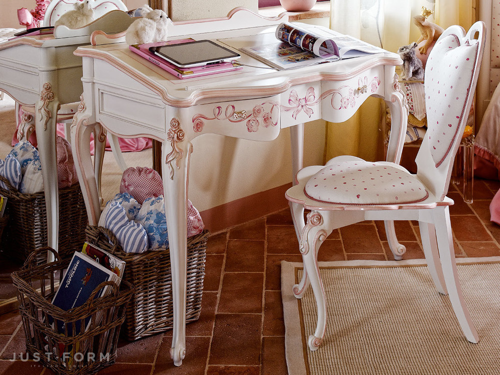 Письменный стол для детей Sofia / Capri фабрика Volpi фотография № 1