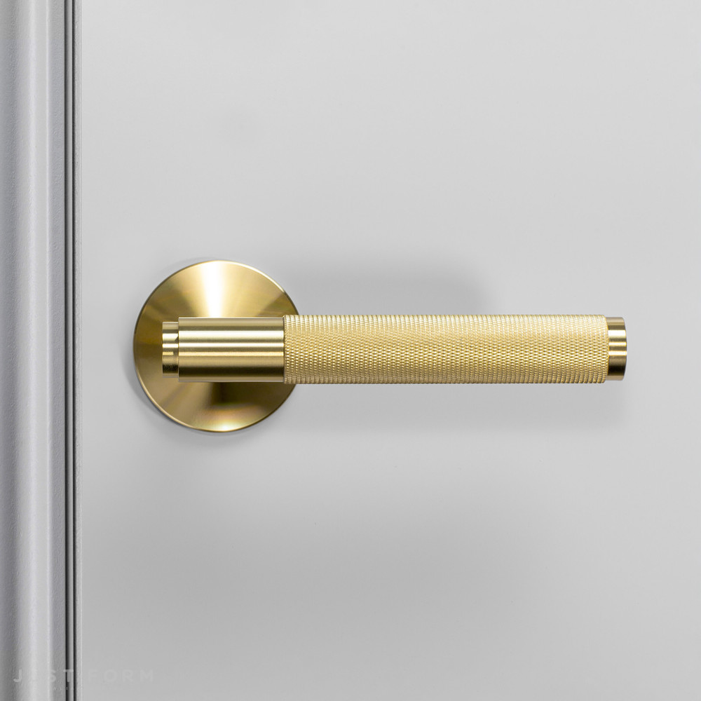 Фиксированная дверная ручка Fixed Door Handle / Single-Sided / Cross / Brass фабрика Buster + Punch фотография № 3