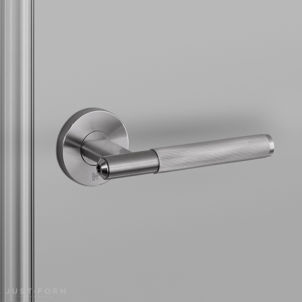 Нажимная дверная ручка Door Handle / Linear / Steel фабрика Buster + Punch фотография № 2