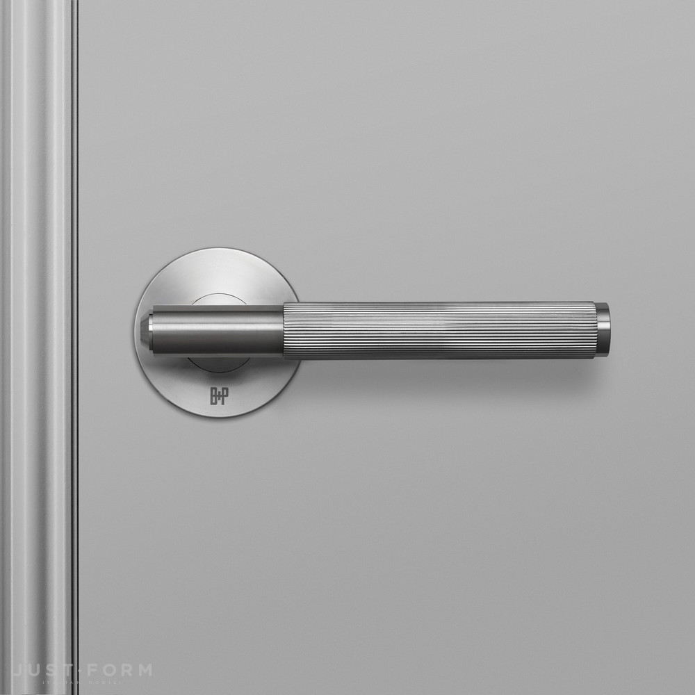 Нажимная дверная ручка Door Handle / Linear / Steel фабрика Buster + Punch фотография № 3