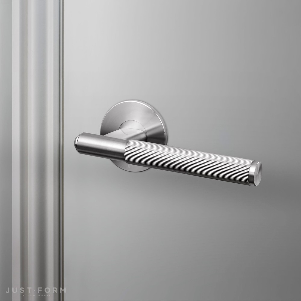 Фиксированная дверная ручка Fixed Door Handle / Single-Sided / Linear / Steel фабрика Buster + Punch фотография № 1