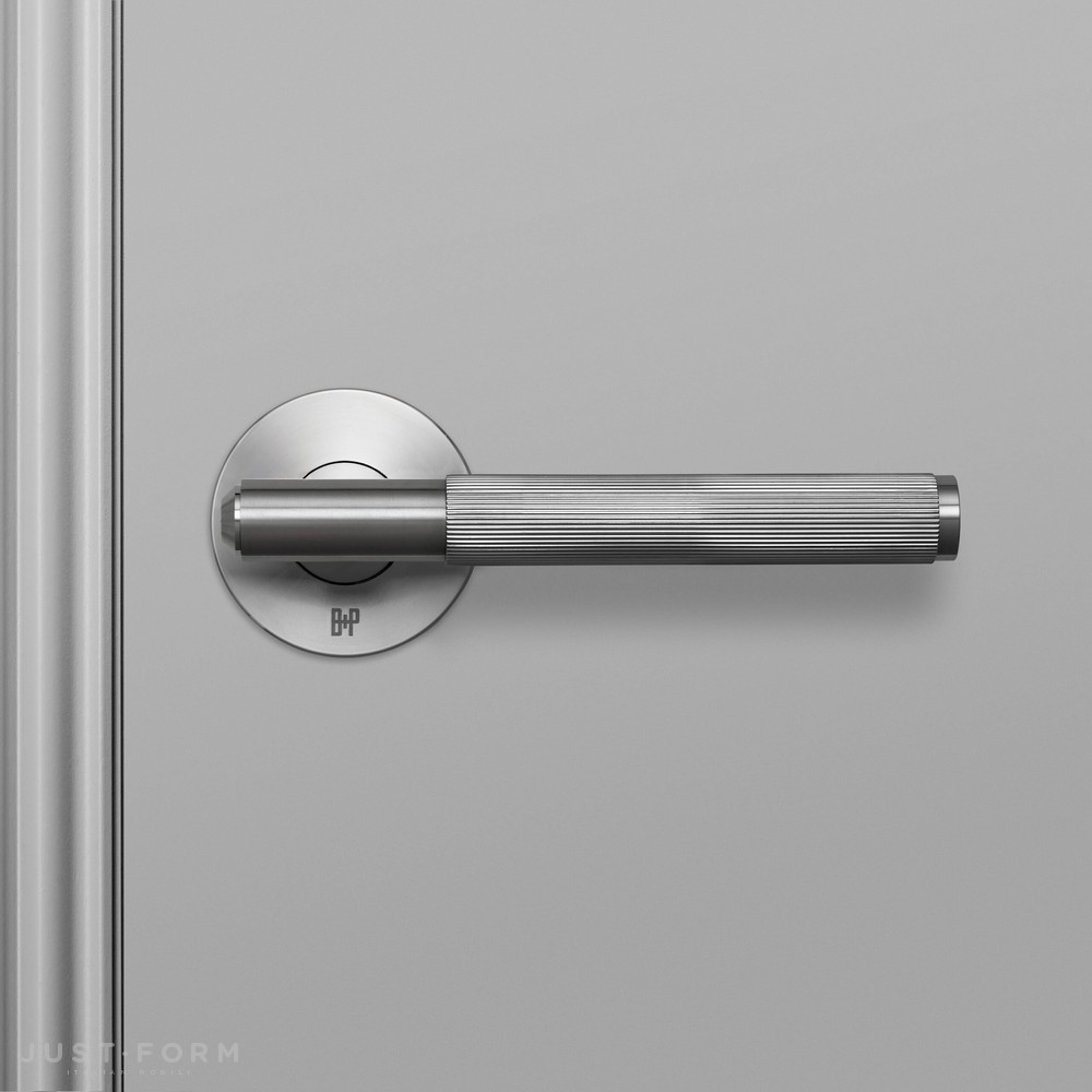 Фиксированная дверная ручка Fixed Door Handle / Single-Sided / Linear / Steel фабрика Buster + Punch фотография № 2