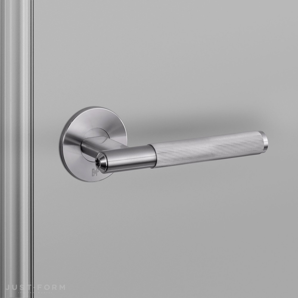 Фиксированная дверная ручка Fixed Door Handle / Single-Sided / Linear / Steel фабрика Buster + Punch фотография № 3