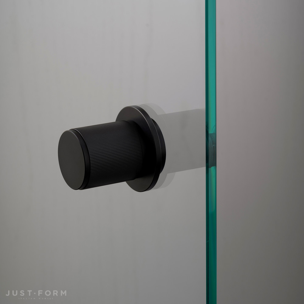 Одиночная фиксированная дверная ручка  Fixed Door Knob / Single-Sided / Linear / Welders Black фабрика Buster + Punch фотография № 1
