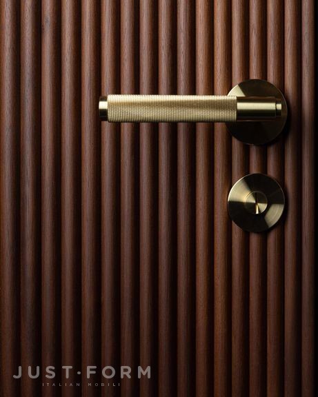 Нажимная дверная ручка Door Handle / Cross / Brass фабрика Buster + Punch фотография № 19