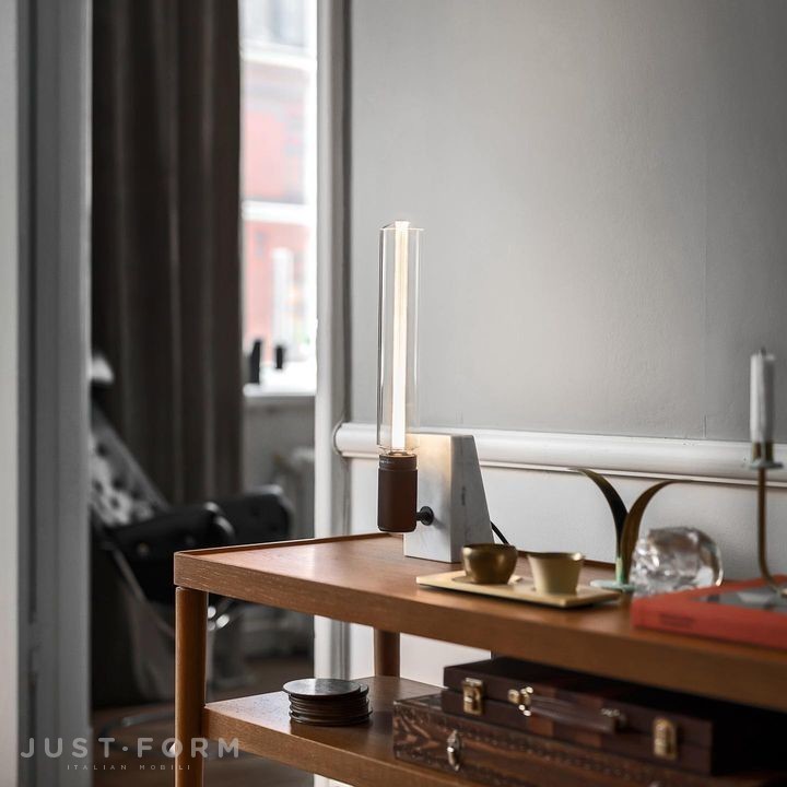 Настольная лампа Stoned Table Light / Polished White Marble фабрика Buster + Punch фотография № 11