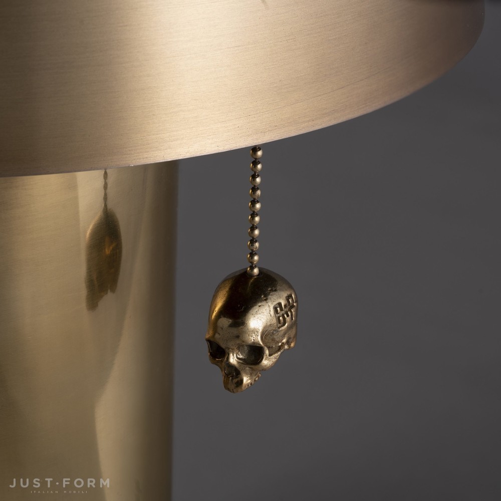 Настольная лампа Skull Table Light / Travis Barker / Brass фабрика Buster + Punch фотография № 3