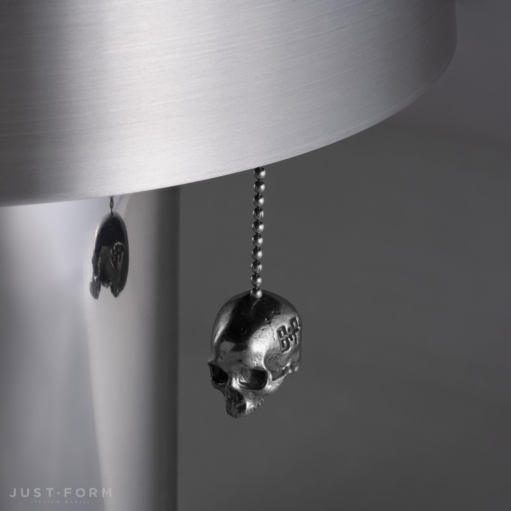 Настольная лампа Skull Table Light / Travis Barker / Steel фабрика Buster + Punch фотография № 3