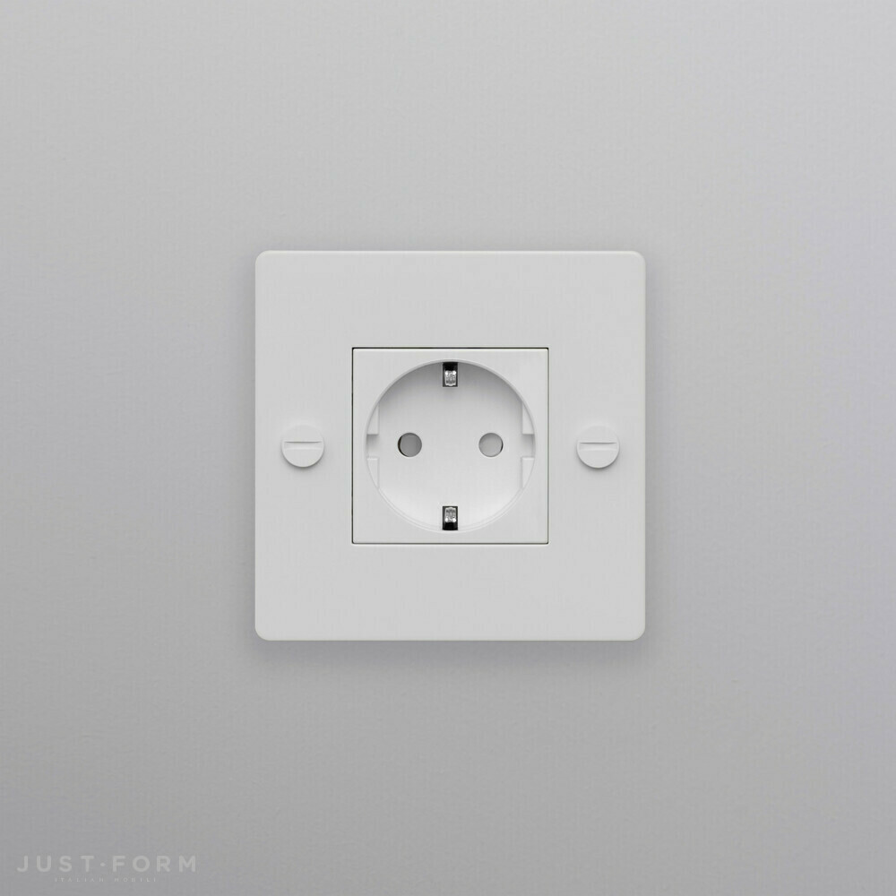 ​Одиночная розетка 1G Socket / White фабрика Buster + Punch фотография № 4