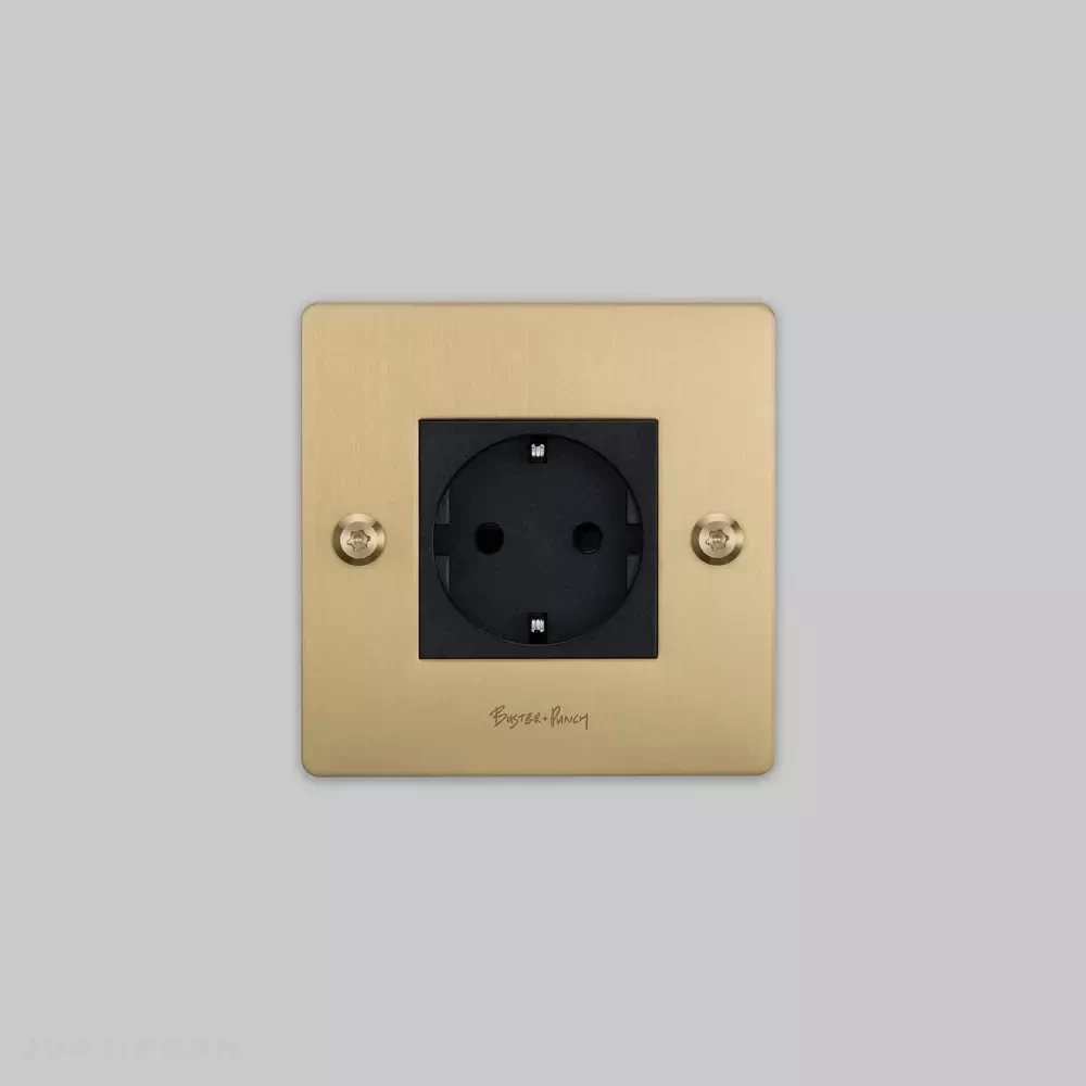 Одинарная розетка 1G Socket / Schuko Type F / Linear / Brass фабрика Buster + Punch фотография № 2