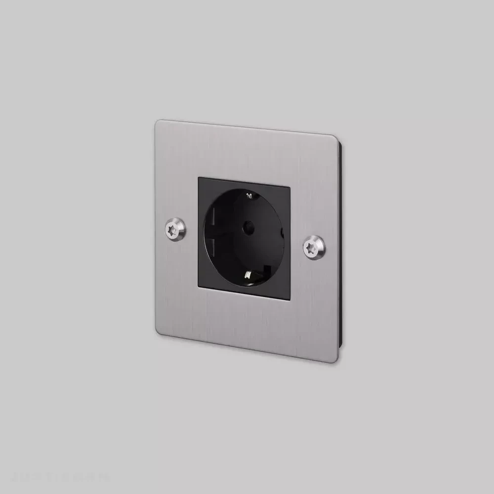 Одинарная розетка 1G Socket / Schuko Type F / Linear / Steel фабрика Buster + Punch фотография № 1
