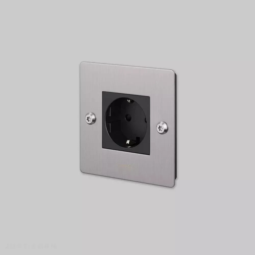 Одинарная розетка 1G Socket / Schuko Type F / Linear / Steel фабрика Buster + Punch фотография № 3