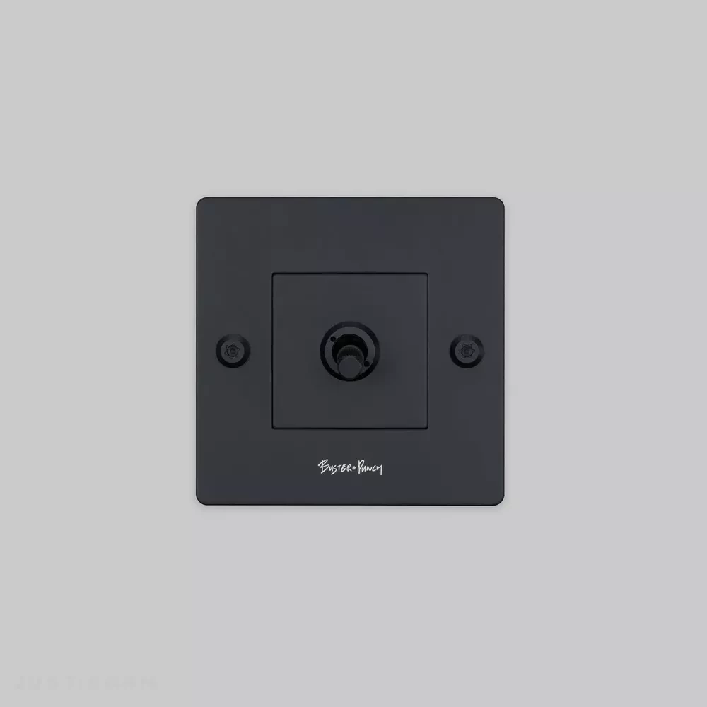 ​Однотумблерный выключатель 1G Toggle / Linear / Black фабрика Buster + Punch фотография № 2