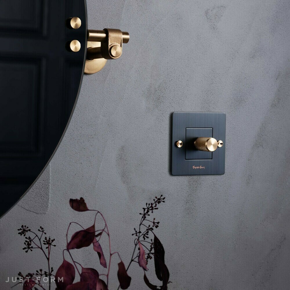 Одинарный диммер 1G Dimmer / 250W LED / Cross / Brass фабрика Buster + Punch фотография № 8