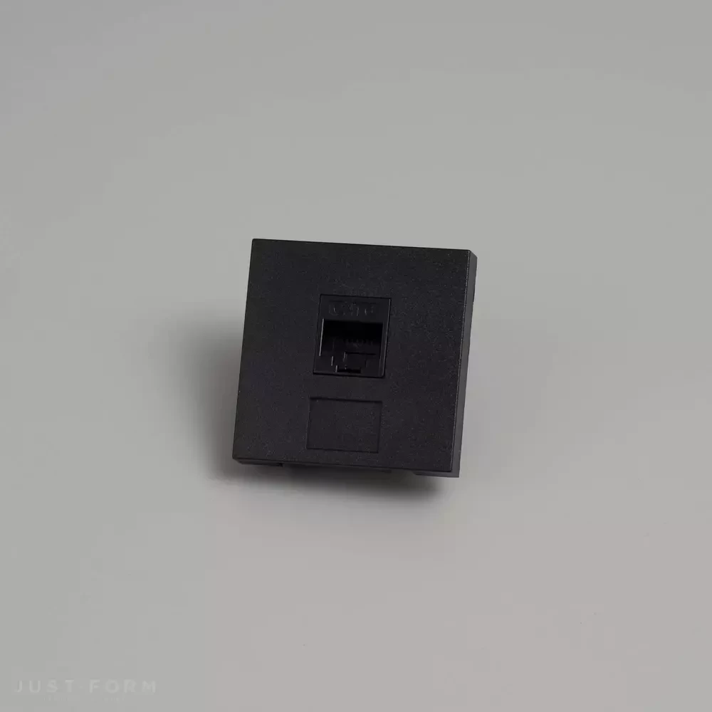 LAN модуль RJ45 Module / 45 mm фабрика Buster + Punch фотография № 1