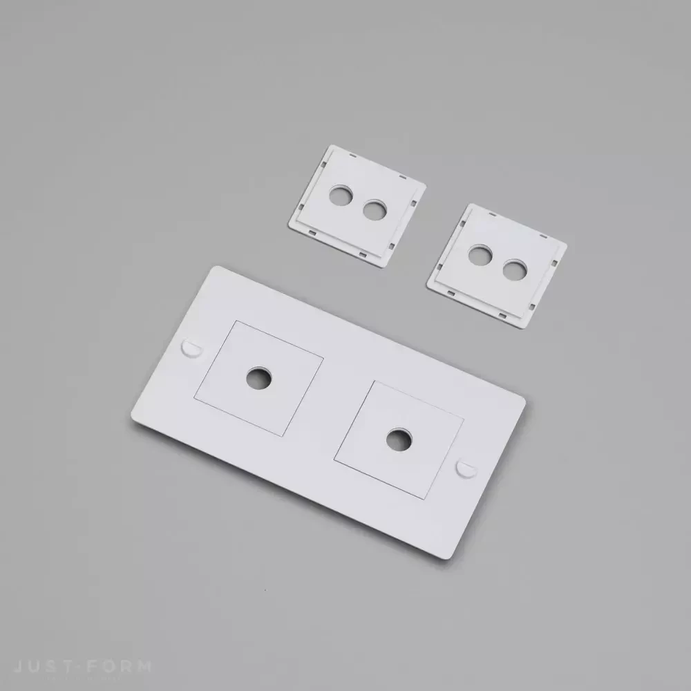 ​Горизонтальная двухпостовая рамка 2G Wall Plate / Horizontal / With Infills / White фабрика Buster + Punch фотография № 1