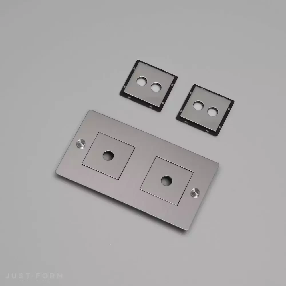 ​Горизонтальная двухпостовая рамка 2G Wall Plate / Horizontal / With Infills / Steel фабрика Buster + Punch фотография № 1