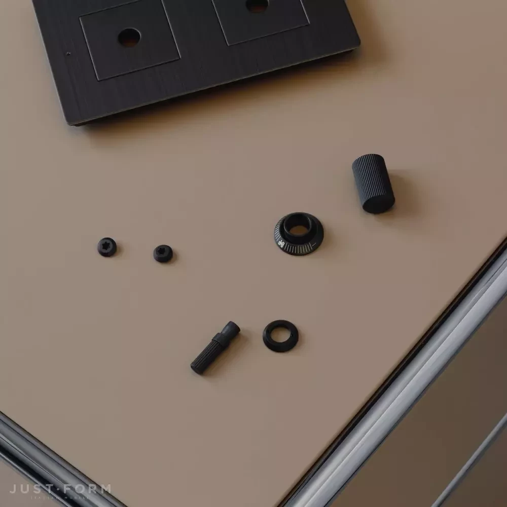 Декоративные болтики Detail Kit / Plate / Linear фабрика Buster + Punch фотография № 6