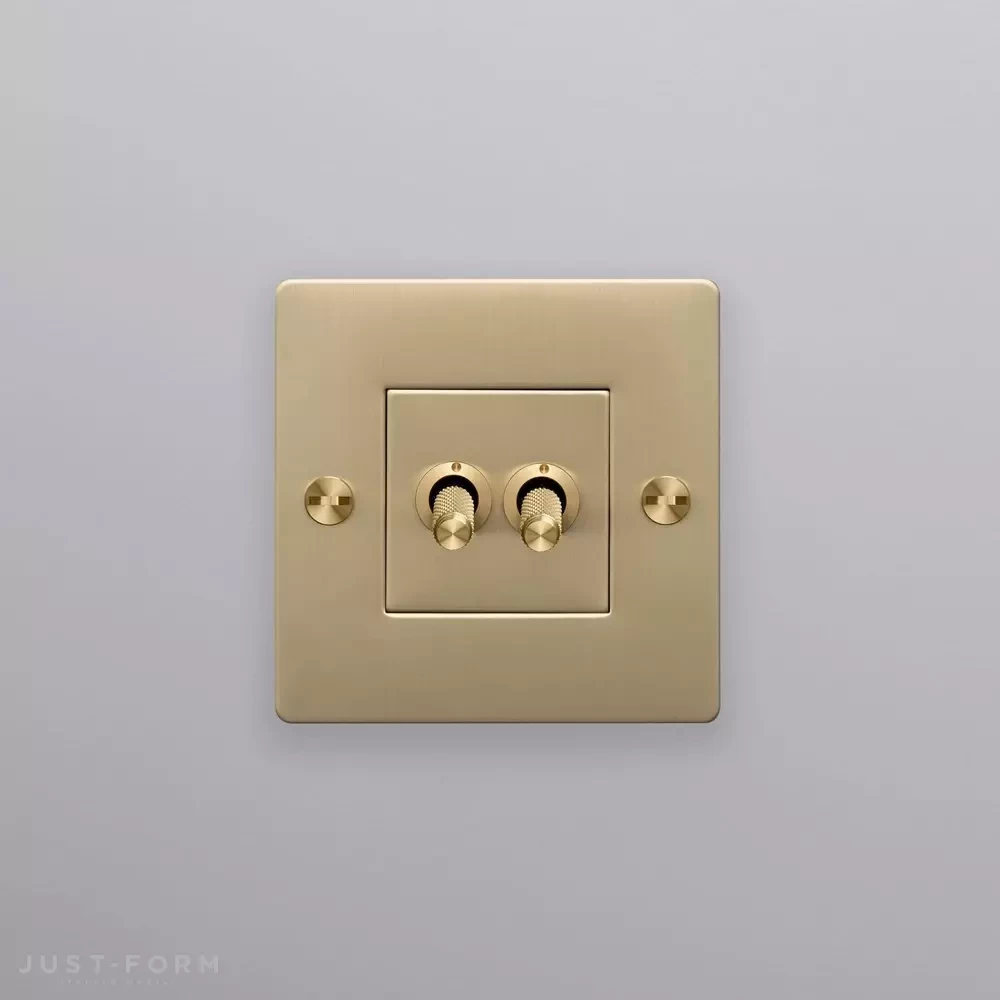 Двухтумблерный выключатель 1G Double Toggle / Cross / Brass фабрика Buster + Punch фотография № 3