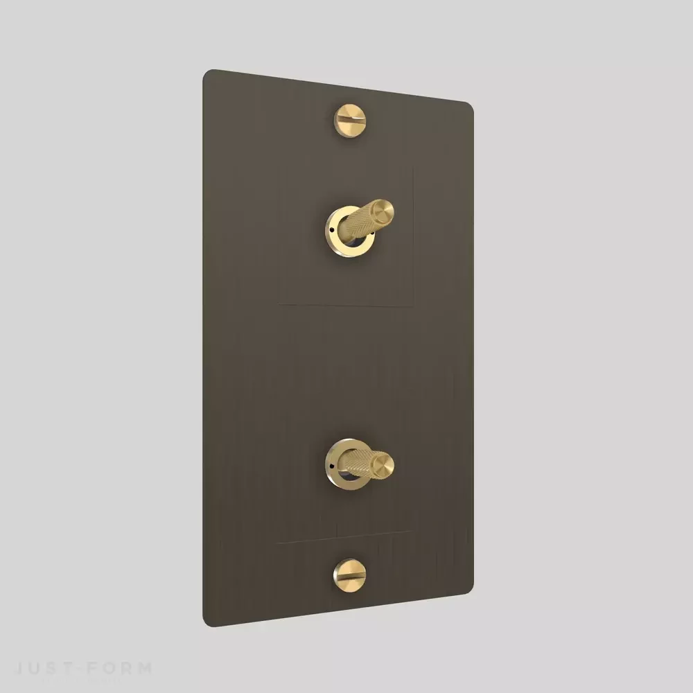 ​Двухтумблерный выключатель 2G Toggle / Vertical / Cross / Smoked Bronze фабрика Buster + Punch фотография № 2