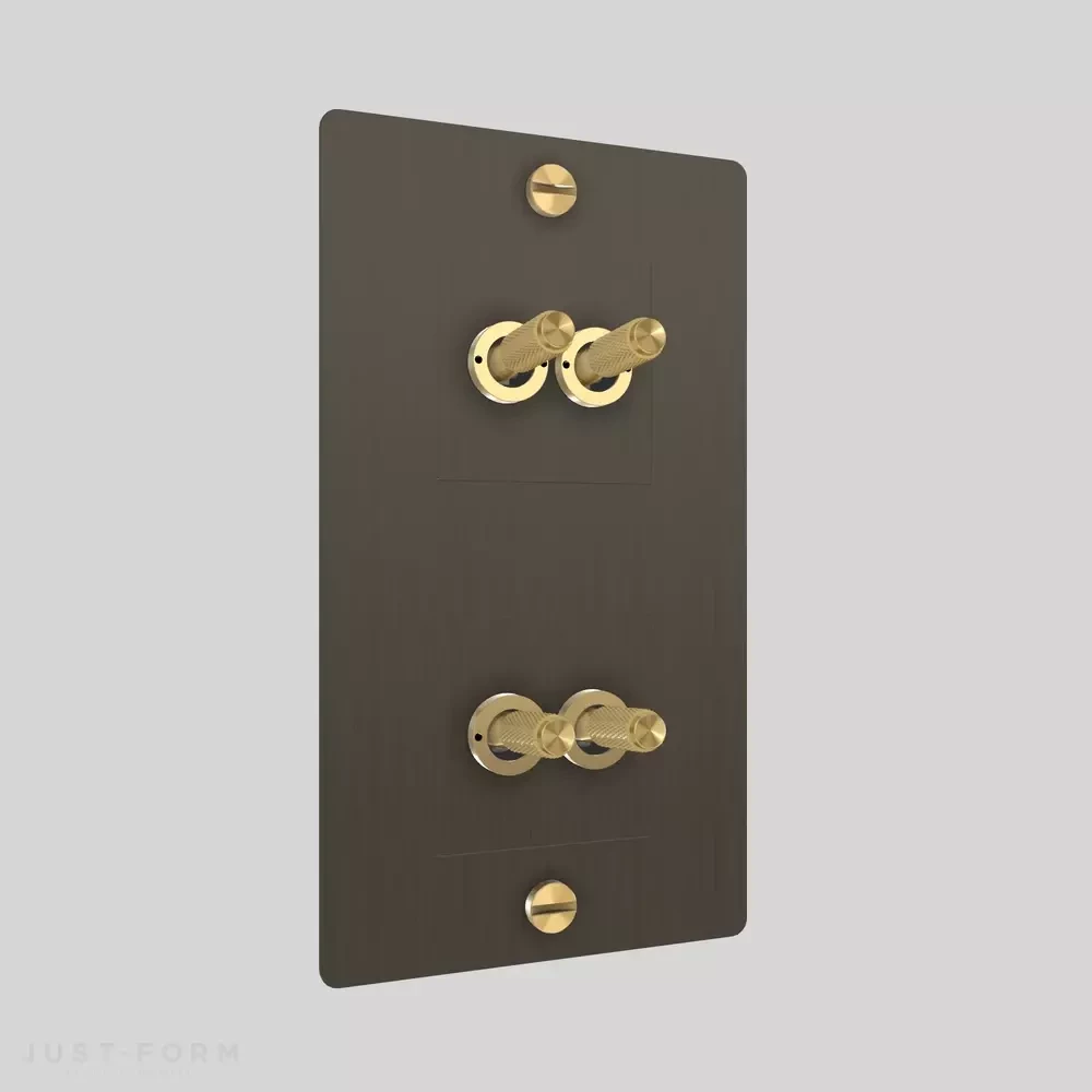 Четырехтумблерный выключатель 2G Double Toggle / Vertical / Cross / Smoked Bronze фабрика Buster + Punch фотография № 2