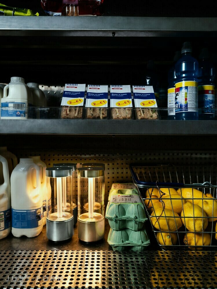 Портативная лампа Takeout / Portable Table Light / Steel фабрика Buster + Punch фотография № 12