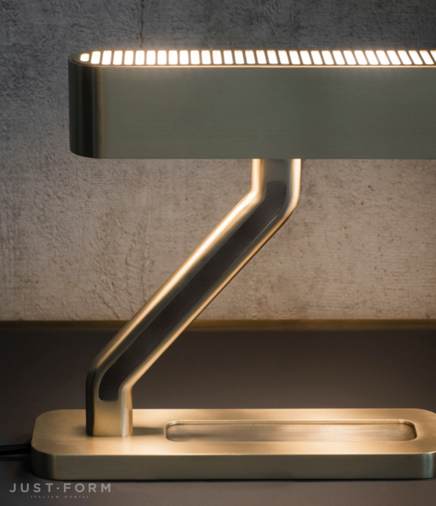 Настольная лампа Colt Table Lamp фабрика Bert Frank фотография № 5