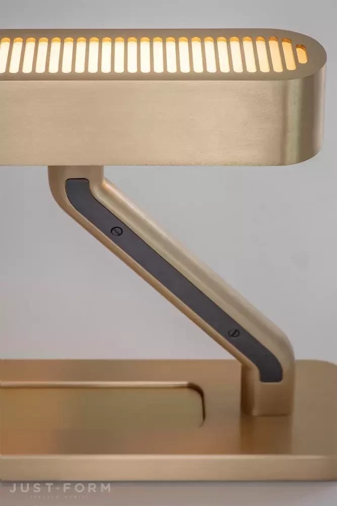 Настольная лампа Colt Table Lamp фабрика Bert Frank фотография № 6